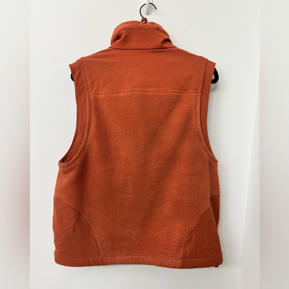 Outdoor Voices Fleece RecTreck Vest - Picture 2 of 3